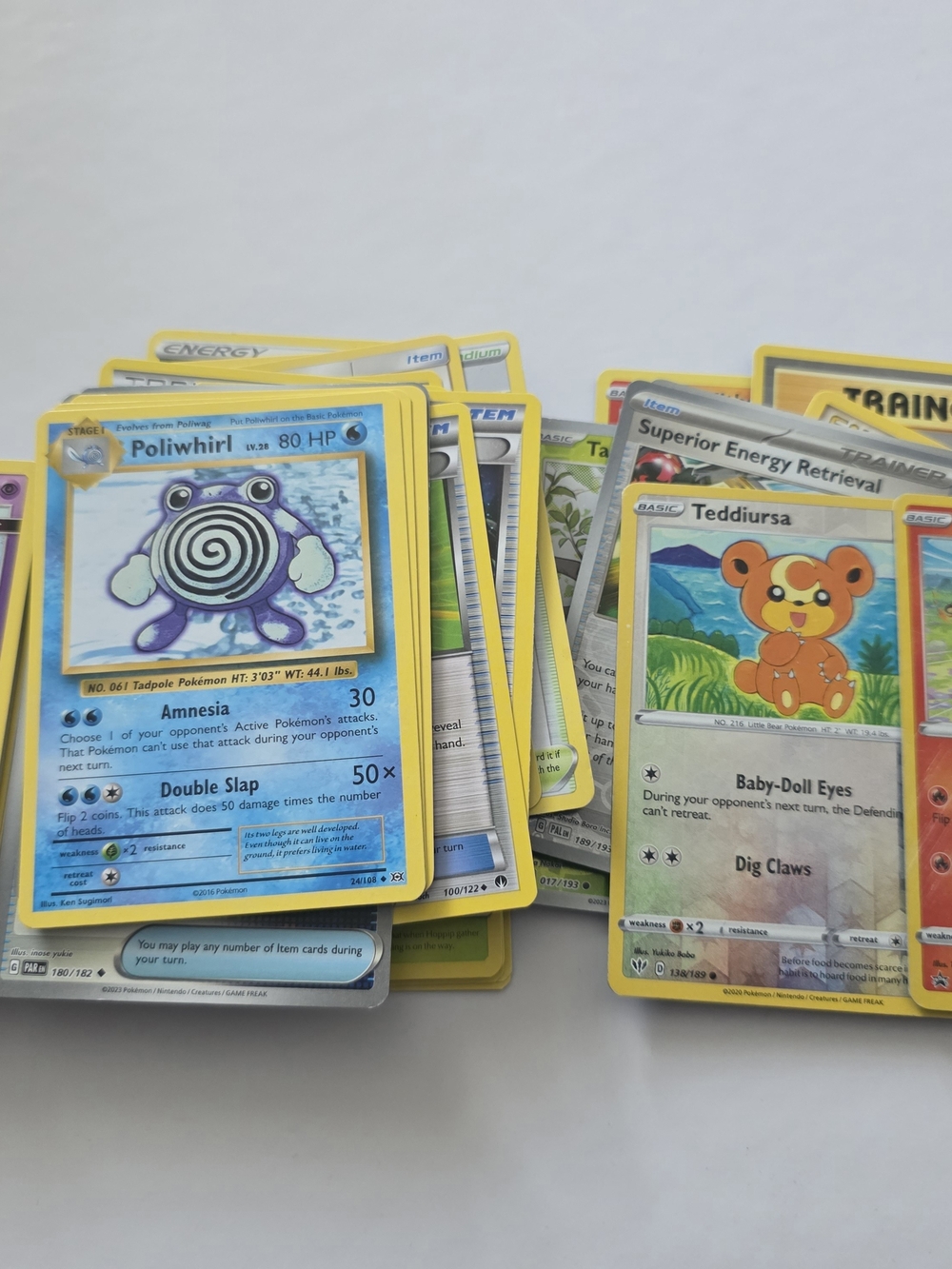 100 Pokemon Card Bundle